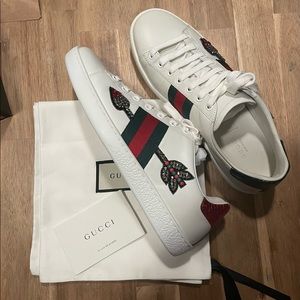Womens Ace Embroidered Gucci Sneaker